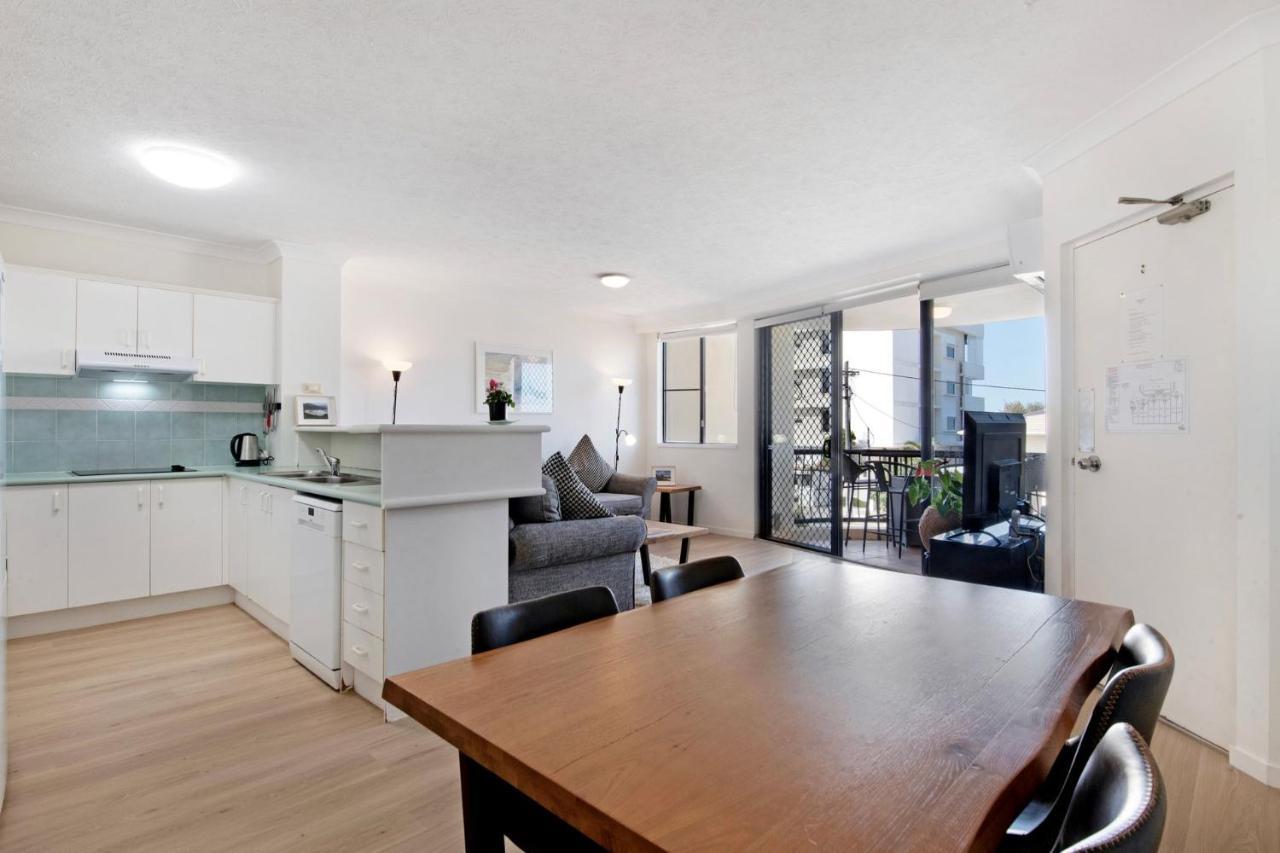 Paradise Ocean 2 Bedroom - Coasthm Apartment